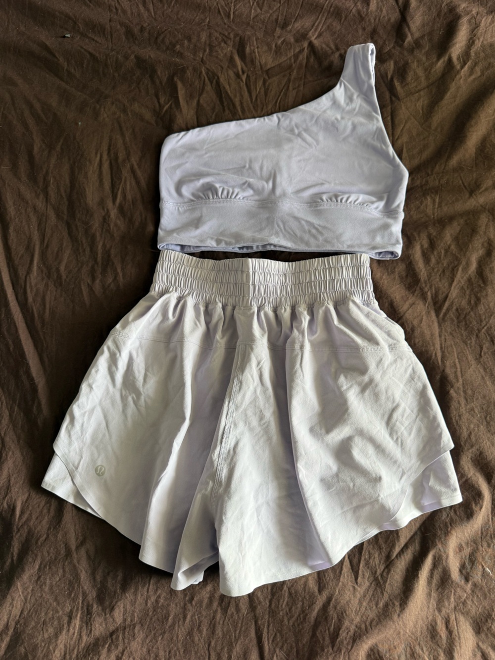 Lululemon lavendar sports bra & shirts